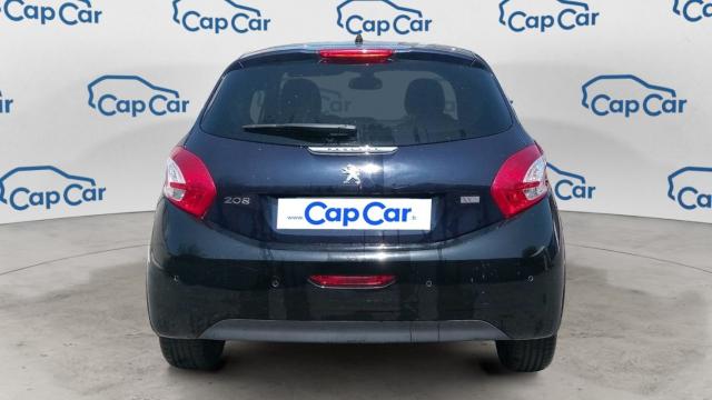 Peugeot 208 image 9