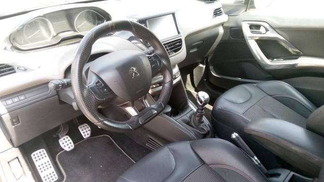 Peugeot 208 image 5