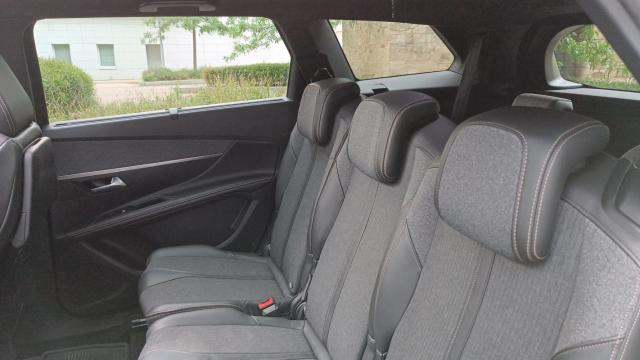 Peugeot 5008 image 6