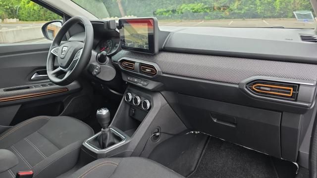 Dacia Sandero image 1