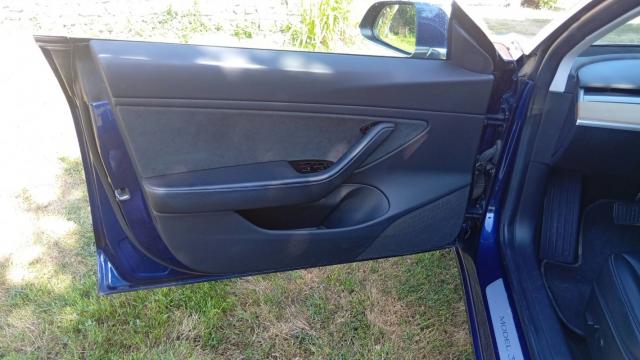 Tesla Model 3 image 7