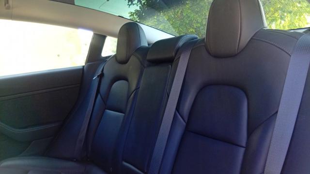 Tesla Model 3 image 8