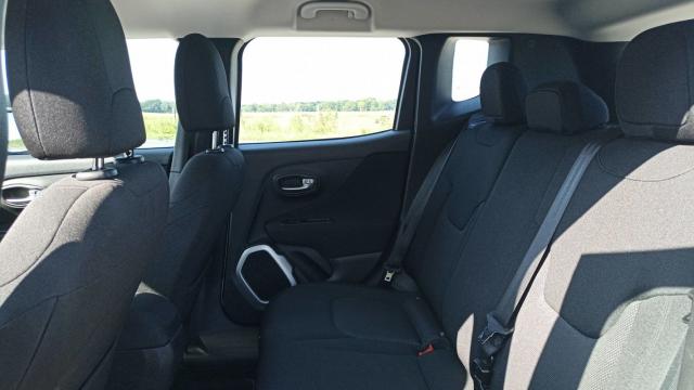 Jeep Renegade image 5