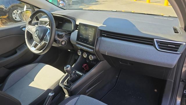 Renault Clio image 8