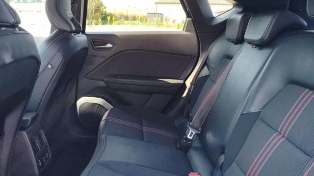 Renault Captur image 8