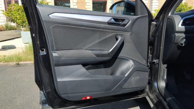 Volkswagen T-Roc image 1