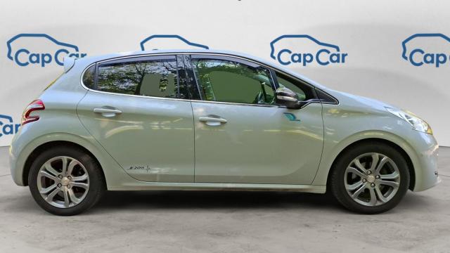 Peugeot 208 image 1