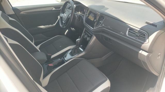 Volkswagen T-Roc image 7