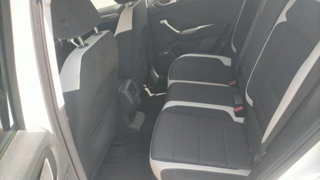 Volkswagen T-Roc image 8