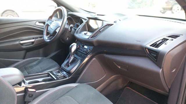 Ford Kuga image 7