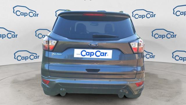 Ford Kuga image 4