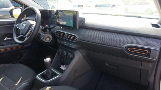 Dacia Sandero image 6