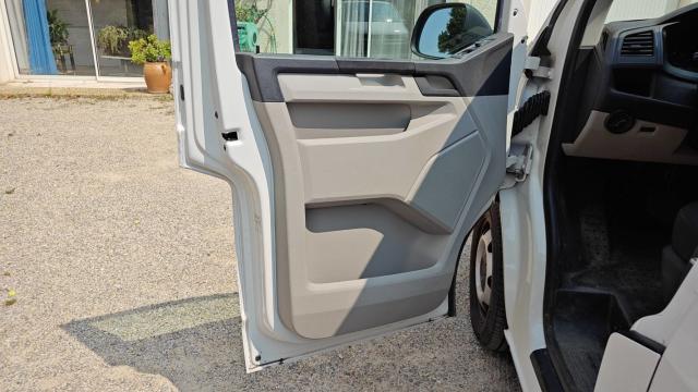 Volkswagen Transporter image 1