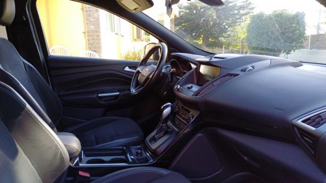 Ford Kuga image 3