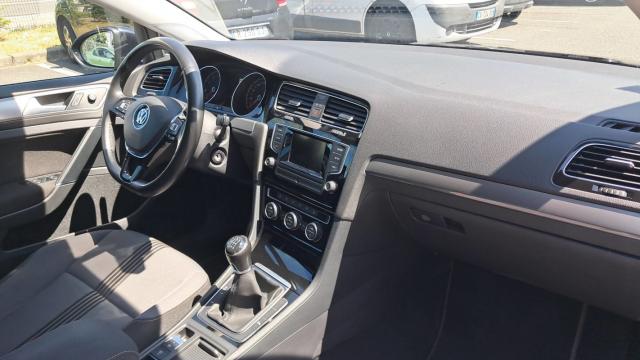 Volkswagen Golf image 7