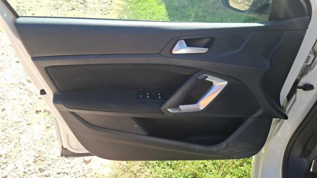 Peugeot 308 image 4
