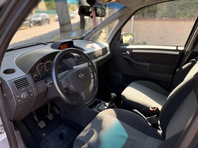 Opel Meriva image 2