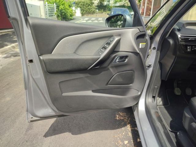 Citroen Grand C4 Spacetourer image 3