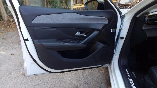 Peugeot 308 image 6