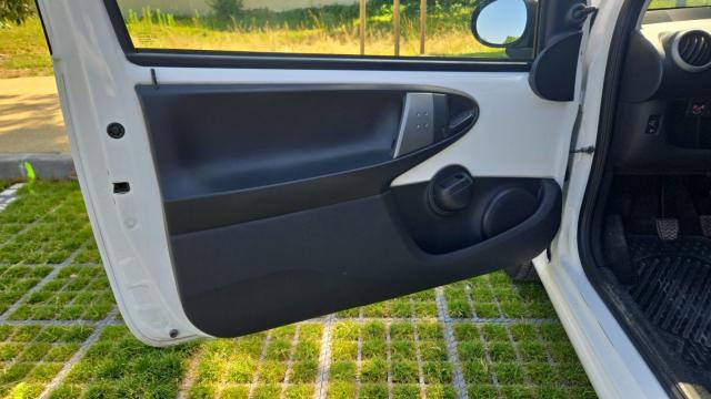 Peugeot 107 image 3