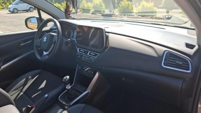 Suzuki S-Cross image 2
