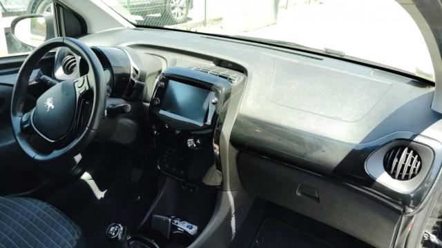 Peugeot 108 image 9