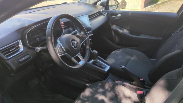 Renault Clio image 9