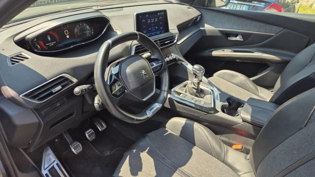 Peugeot 3008 image 7