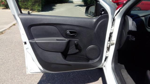 Dacia Sandero image 3