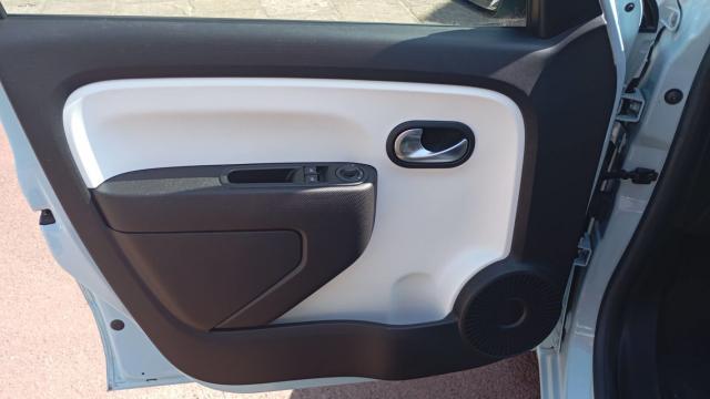 Renault Twingo image 2