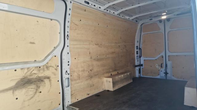Renault Master image 2