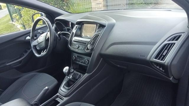 Ford Focus image 2