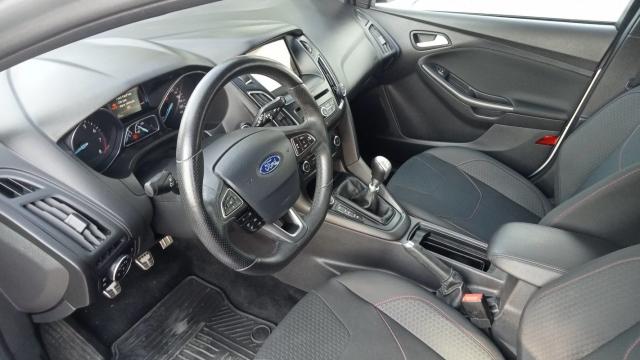 Ford Focus image 3