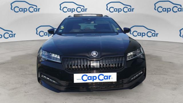 Skoda Superb Combi image 1