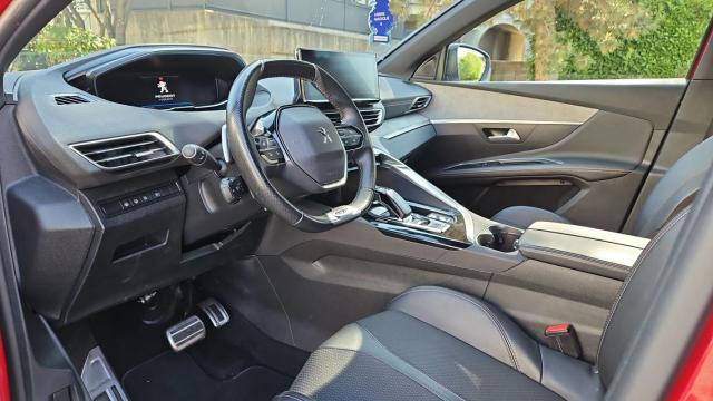 Peugeot 3008 image 2