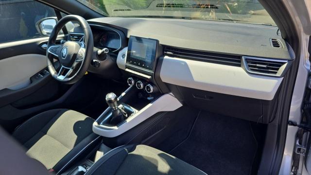 Renault Clio image 6