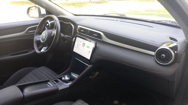 Mg Zs Ev image 2