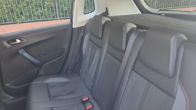 Peugeot 2008 image 1