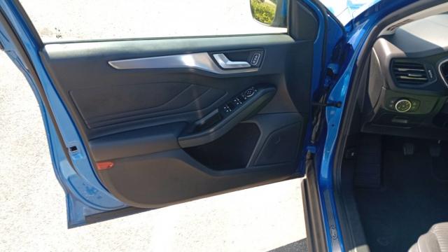 Ford Focus image 7