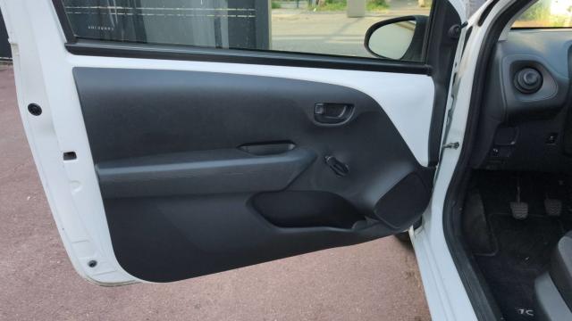 Peugeot 108 image 9