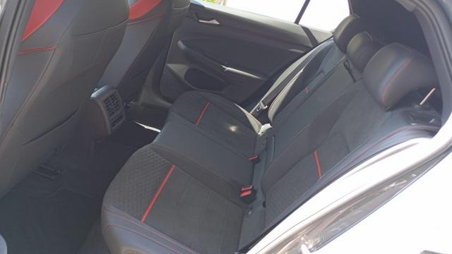 Volkswagen Golf image 5