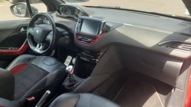 Peugeot 208 image 2