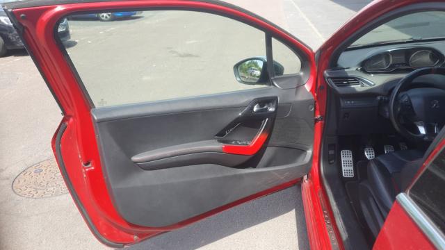 Peugeot 208 image 1