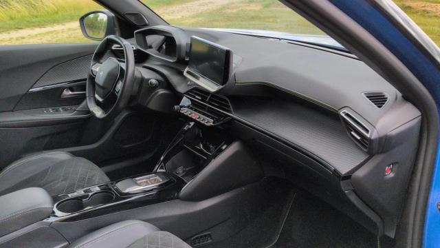 Peugeot 2008 image 4
