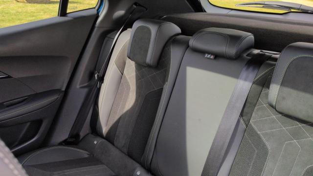 Peugeot 2008 image 7