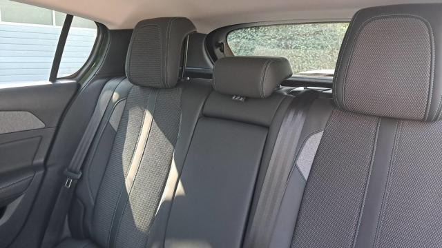 Peugeot 308 image 9