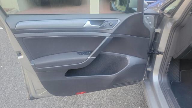 Volkswagen Golf image 1