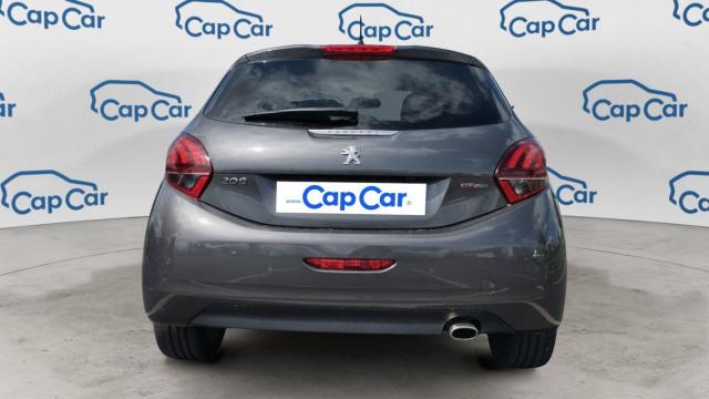 Peugeot 208 image 2