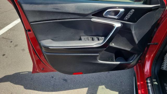 Kia Proceed image 8