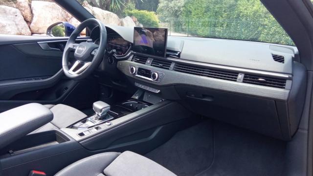 Audi A5 Cabriolet image 8